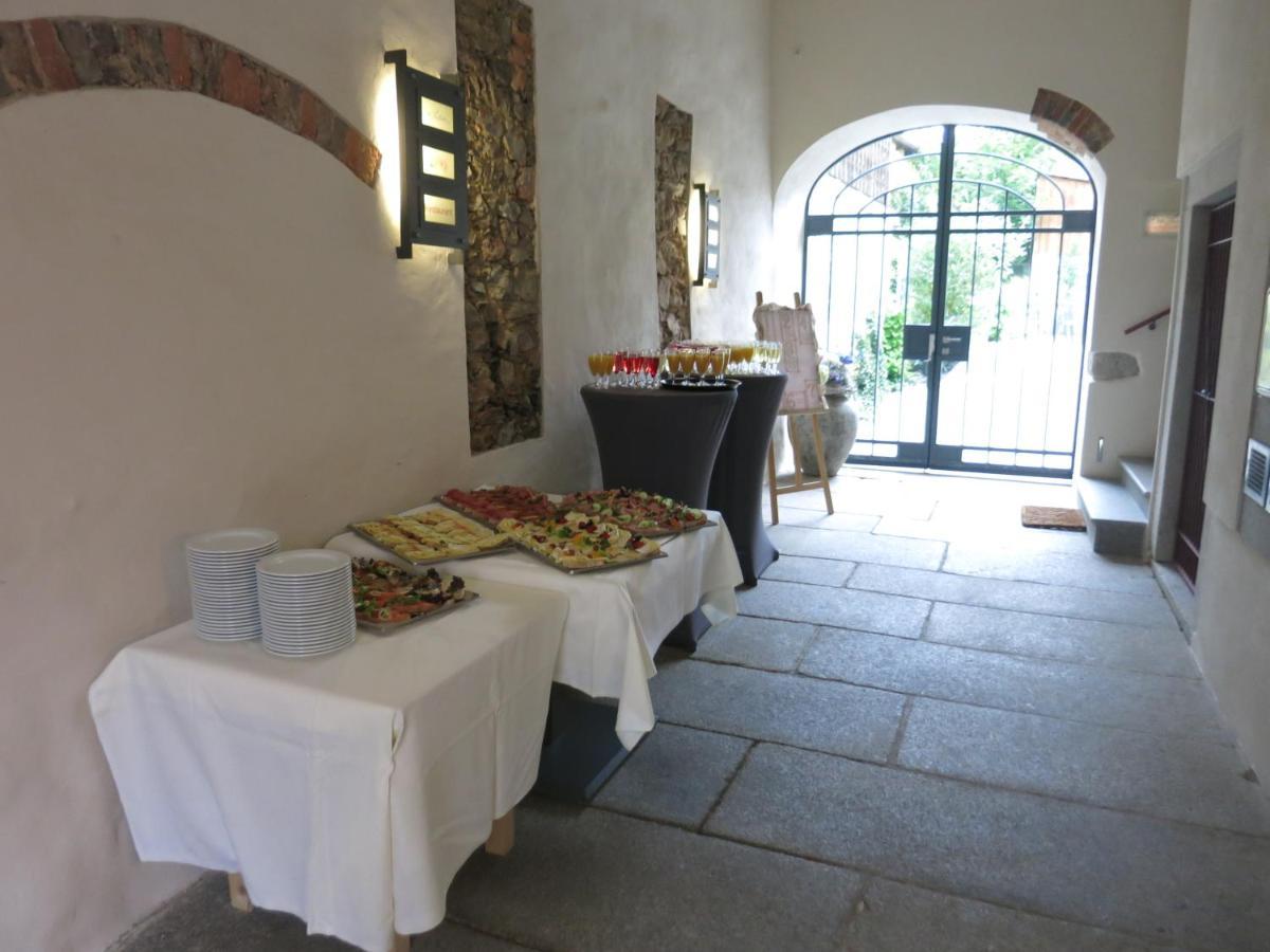 Hotel Drei Lilien Vohenstrauss Exterior photo
